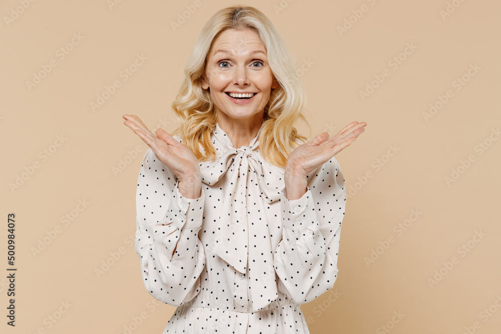 surprised-shocked-fun-elderly-gray-haired-blonde-woman-lady-40s-years