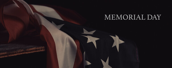 Wall Mural - text memorial day and american flag, web banner