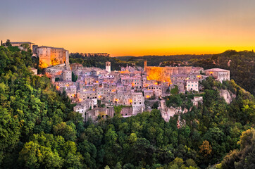 Poster - Aerial view of Sorano, a town in the province of Grosseto, southern Tuscany, Italy