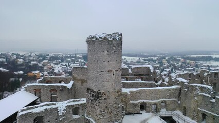 Wall Mural - Ogrodzieniec castle near Podzamcze vilage, Krakow-Czestochowa Upland region, Poland, 4k