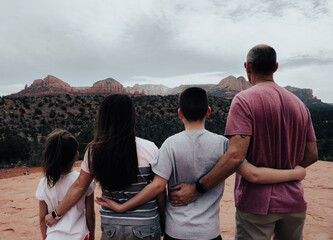 Sticker - Family in a tour in Sedona, watching the landscape under a cloudy sky