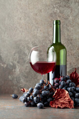 Poster - Red wine and blue grapes.