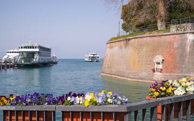 Wall Mural - Lake Garda, nature, history and architecture