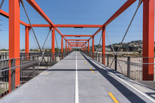 View Of The New Taylor Yard Bike Path Bridge Spanning The Los Angeles River Between Elysian Valley - Frog Town And Cypress Park In Los Angeles, California.