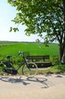 Radfahren in der Region Hannover, Feldweg bei Ronnenberg, Niedersachsen
