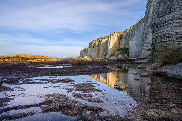 Wall Mural - falaises d'etretat