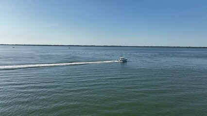 Canvas Print - Footage of a boat in the sea in Florida