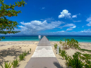 Sticker - Beautiful view of a beach with an empty pier