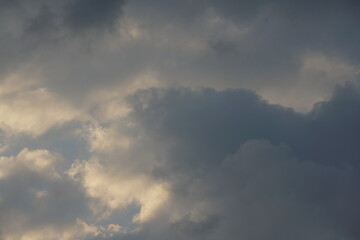 Wall Mural - Sehr schöner Wolken Himmel und Sonnenlicht am Abend, Cumulus