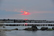 Sonnenuntergang Sonnenaufgang Ostsee Buhnen Steine Menschen Touristen