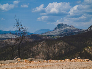 Wall Mural - mountains in the mountains