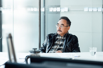 Senior businessman in the office