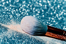 Make-up Brush And Make-up Powder
