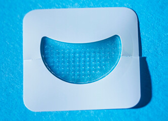 dissolving microneedle eye patches for cosmetics, selective focus