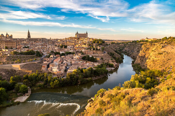 Fototapete - Cityscape of Toledo, Spain