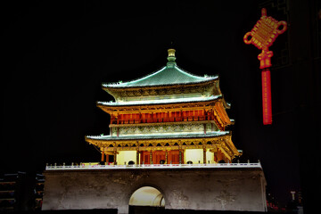 Wall Mural - Beautiful shot of The Bell Tower of Xi'an at night in Xi'an, China