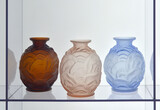 Fototapeta Tulipany - Art deco glass vase