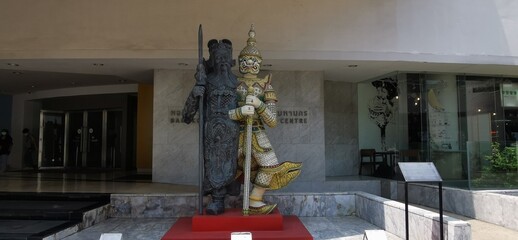 Wall Mural - statue 1384