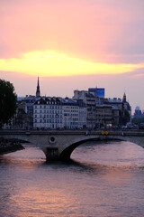 Wall Mural - The sunset in Paris and the Seine river. The 24th April 2022.