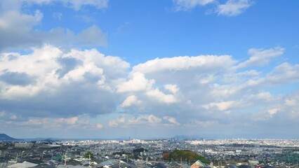 Leinwandbilder - 青空と福岡市のタイムラプス