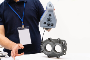Leinwandbilder - Engineer scans the detail with 3D scanner for reverse engineering