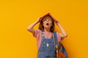 Wall Mural - girl is ready to back to school