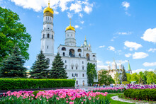 View Of The Archangel And Ascension Cathedrals Of The Moscow Kremlin, Moscow, Russia
