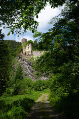 Wall Mural - Kremstalwanderung zur Burg Hartenstein