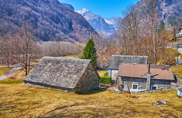 Poster - The houses of Frasco against the mountain landscape, Valle Verzasca, Switzerland