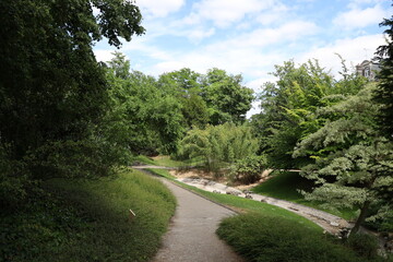 Le parc de la vallée suisse, ville de Troyes, département de l'Aube, france