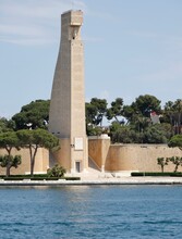 Monumento Al Marinaio, Brindisi