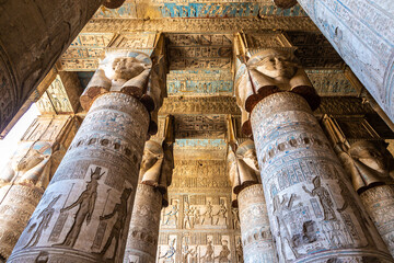 Canvas Print - Dendera temple in Luxor, Egypt