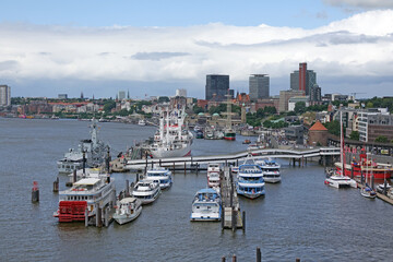 Wall Mural - City-Sporthafen in Hamburg