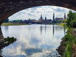 canvas print picture - Bogen der Marienbrücke über die Elbe in Dresden, Blick auf das Zentrum der Altstadt