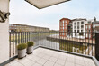 © Casa imágenes - Beautiful view of the balcony of residential house