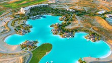 2020:DIAMANTE CABO SAN LUCAS BCS MEX.Holiday Resort With Large Building With Big Clean Lake Or Pool Looks Expensive