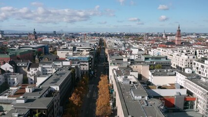 Canvas Print - Autumn aerial view on the street of the Central district of Mannheim city, Baden-Württemberg, Germany

