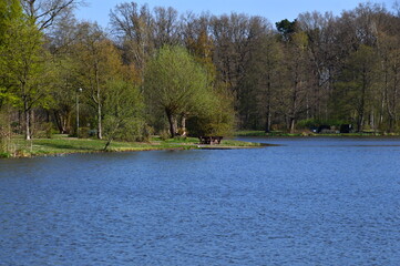 Sticker - Landschaft im Frühling am Heidesee im Dorf Müden am Fluss Örtze, Niedersachsen