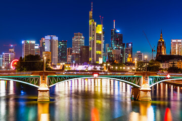 Fototapete - Night cityscape of Frankfurt am Main, Germany