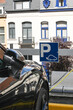 auto voiture electrique electricité recharge charge borne station parking stationnement domicile