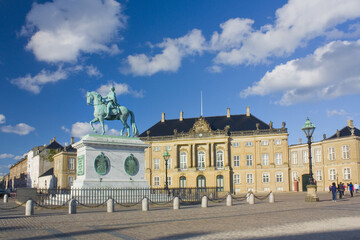 Wall Mural - Amalienborg Palace - winter home of the royal family in Copenhagen, Denmark	
