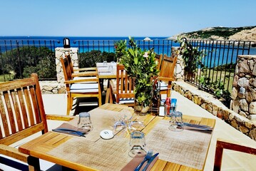 Canvas Print - Terrasse de restaurant vide