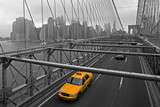 Fototapeta Mosty linowy / wiszący - Etats-Unis, New York, le pont de Brooklyn, taxi jaune // United States, New York, Brooklyn Bridge, yellow taxi //