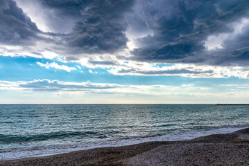 Wall Mural - Nuvole sul mare