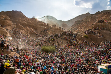 Poster - group of people walking in the mountains