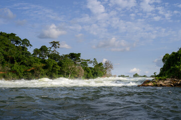 Wall Mural - The Itanda Falls of the Victoria Nile