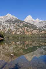 Sticker - Scenic Taggart Lake in Teton National Park in Autumn