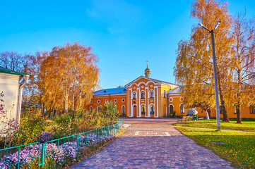 Canvas Print - In park of Yeletsky Assumption Monastery, Chernihiv, Ukraine