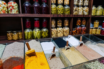 Canvas Print - Traditional spices and herbs at the local market in Baku, Azerbaijan.