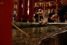 日本の寺院にある手水舎